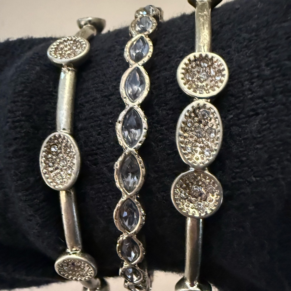 Silver Color Bangle Bracelet Set - Picture 3 of 7